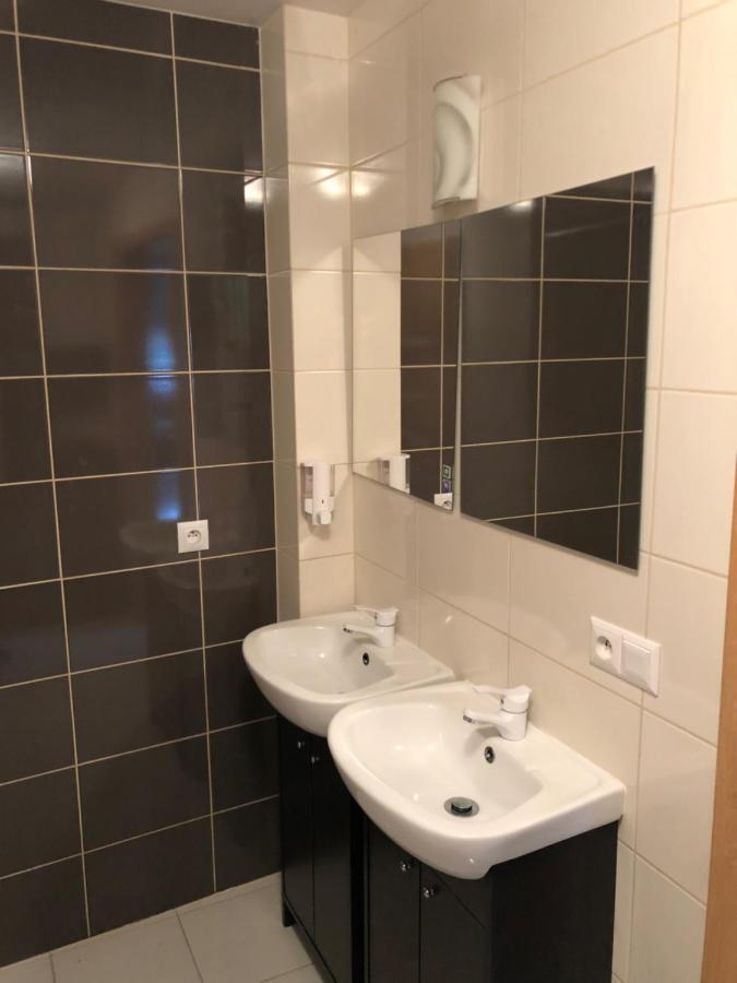 Hgs Home Noclegi Pracownicze Parking , Lazienki Gorzów Wielkopolski Buitenkant foto