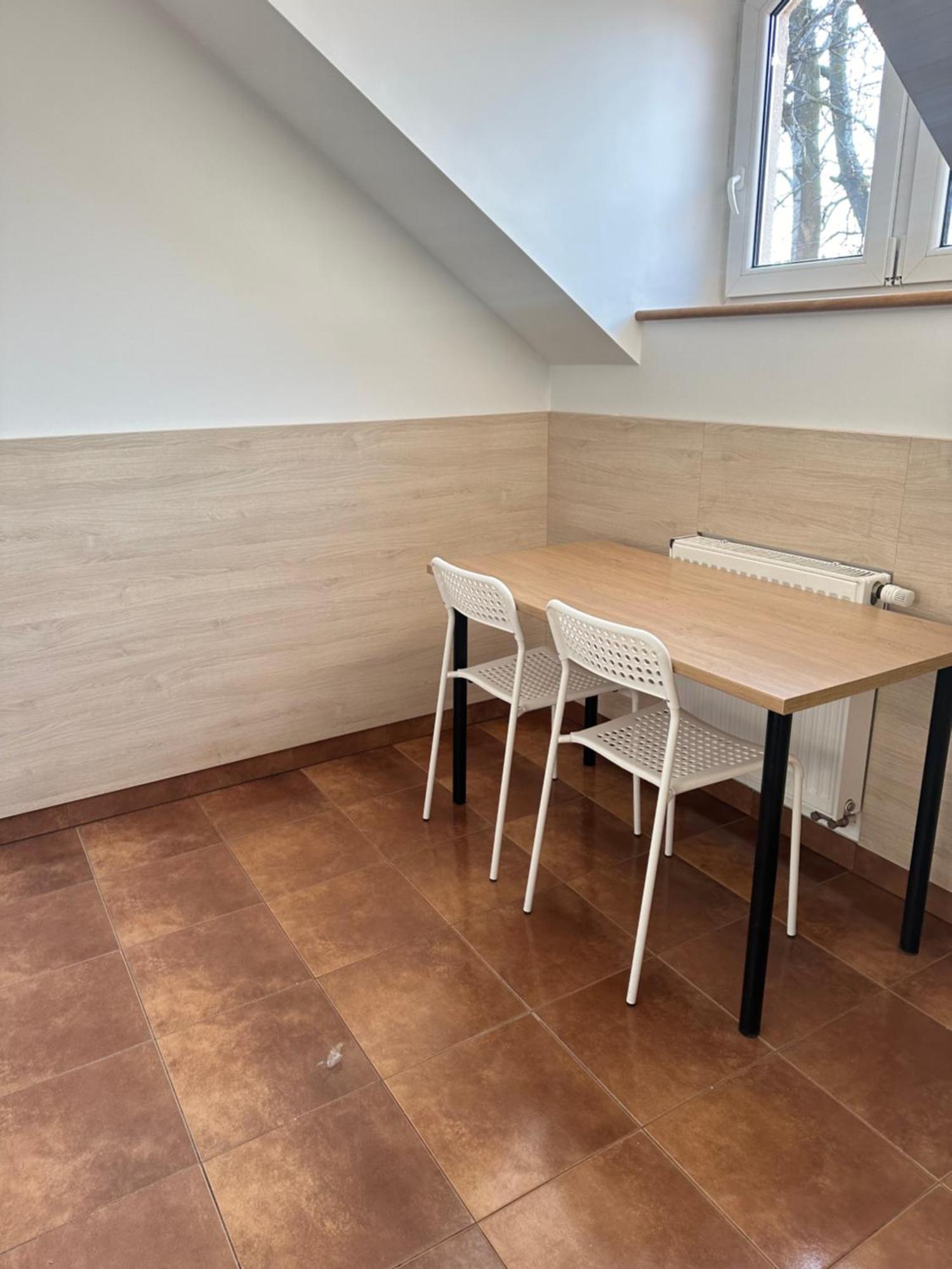 Hgs Home Noclegi Pracownicze Parking , Lazienki Gorzów Wielkopolski Buitenkant foto