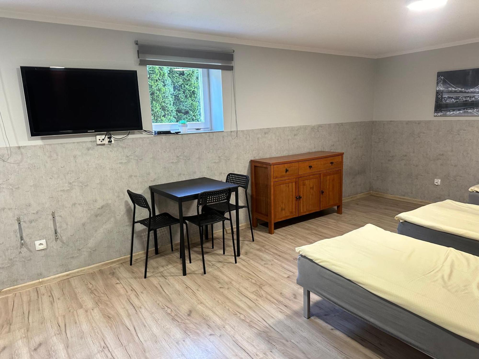Hgs Home Noclegi Pracownicze Parking , Lazienki Gorzów Wielkopolski Buitenkant foto